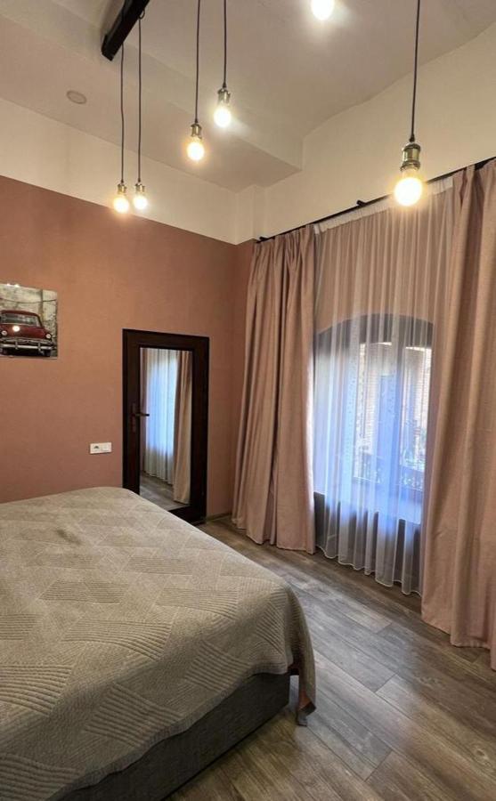 Ferienwohnung Chikhi Tbilisi Exterior foto
