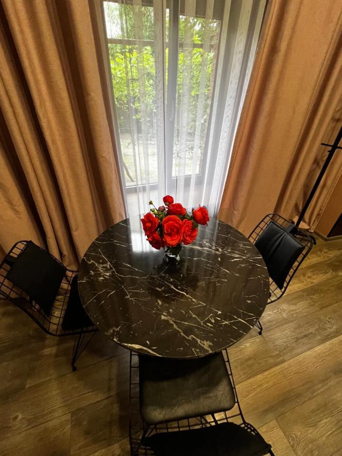 Ferienwohnung Chikhi Tbilisi Exterior foto
